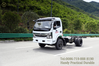 แชสซีแคปเตอร์สีขาว 4WD_แชสซีแบบแปลงสภาพเพื่อการส่งออก