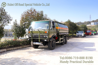 รถขับเคลื่อนหกล้อ EQ2102 รถบรรทุกเติมน้ำมัน_Dongfeng Tip Oil Tanker Truck_Large Capacity Mobile Refueler