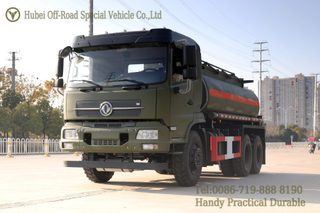 รถบรรทุกน้ำ 6 × 4 รถบรรทุกออฟโรดด้านหลังแปดยาง _ รถบรรทุก Flat Cab หกล้อ Dongfeng
