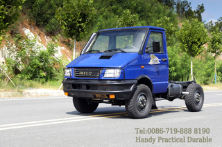แชสซี Iveco ขับเคลื่อนสี่ล้อสีน้ำเงิน Export_Dongfeng Iveco Chassis สามารถปรับเปลี่ยนได้