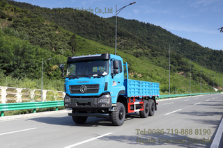 ข้อเสนอรถบรรทุกออฟโรดหนัก Dongfeng Six Drive Export_Blue 6 × 6 รถบรรทุกออฟโรดสามารถปรับเปลี่ยนได้