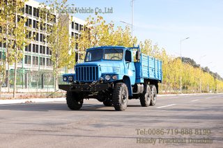 EQ2082 6WD รถออฟโรดปลายแหลม_รถบรรทุกกระจกสองชั้นสีน้ำเงินรุ่นส่งออก