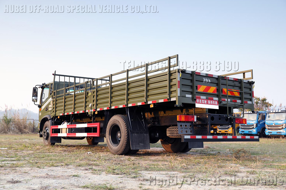 รถโค้ชหัวแบน yy6