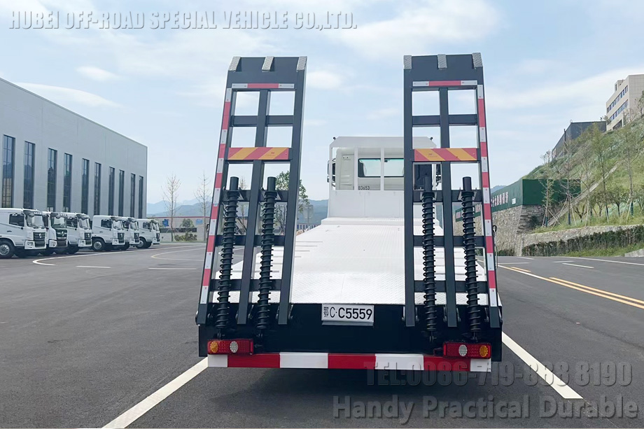 006FC2AB8733CEC6FDB713F8979ABD6