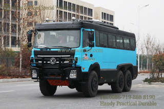 Dongfeng AWD รถบัส 25 ที่นั่ง_รถบัสภูเขา Dongfeng 6x6_รถบัสออฟโรดในพื้นที่เหมืองแร่