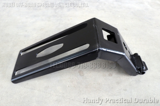Dongfeng หกล้อขับเคลื่อน EQ2082 ชั้นวางยางอะไหล่รถบรรทุกนอกถนน